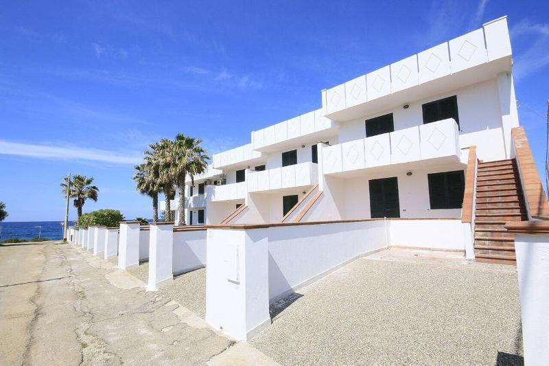 Blu Side Hotel & Residence Torre San Giovanni Ugento Exterior photo