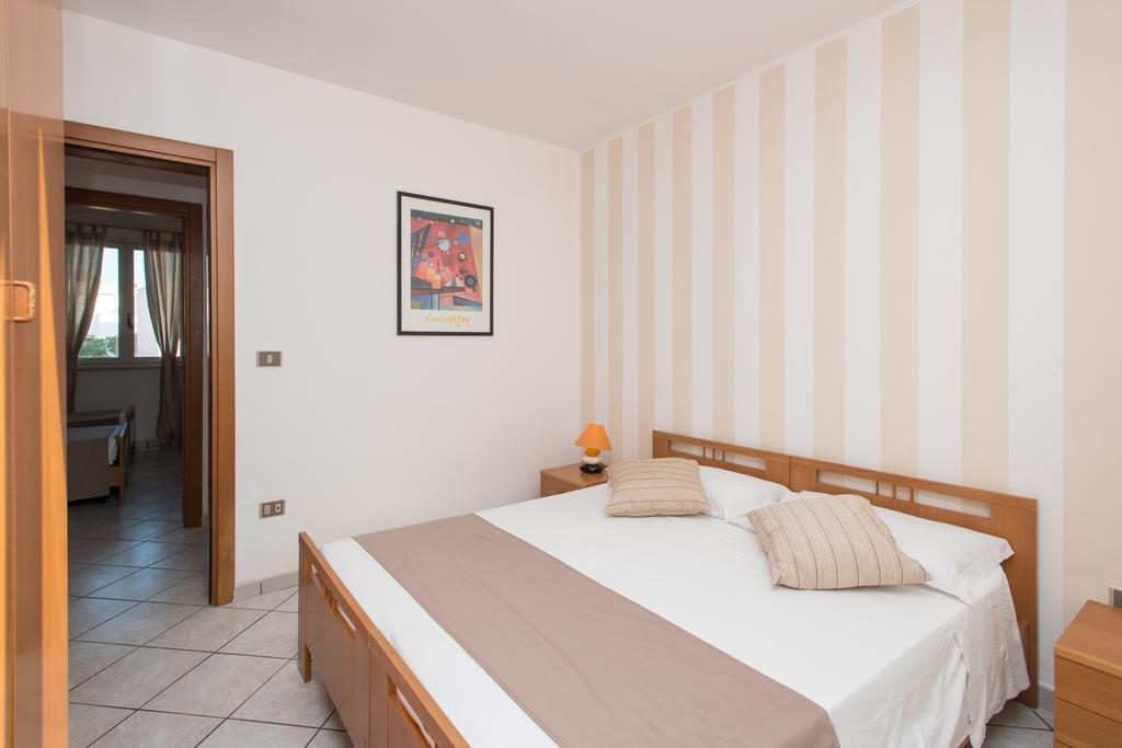 Blu Side Hotel & Residence Torre San Giovanni Ugento Exterior photo