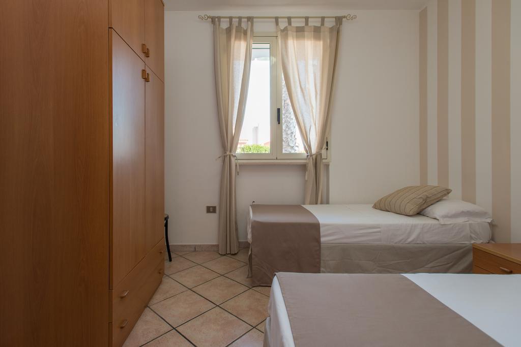 Blu Side Hotel & Residence Torre San Giovanni Ugento Exterior photo