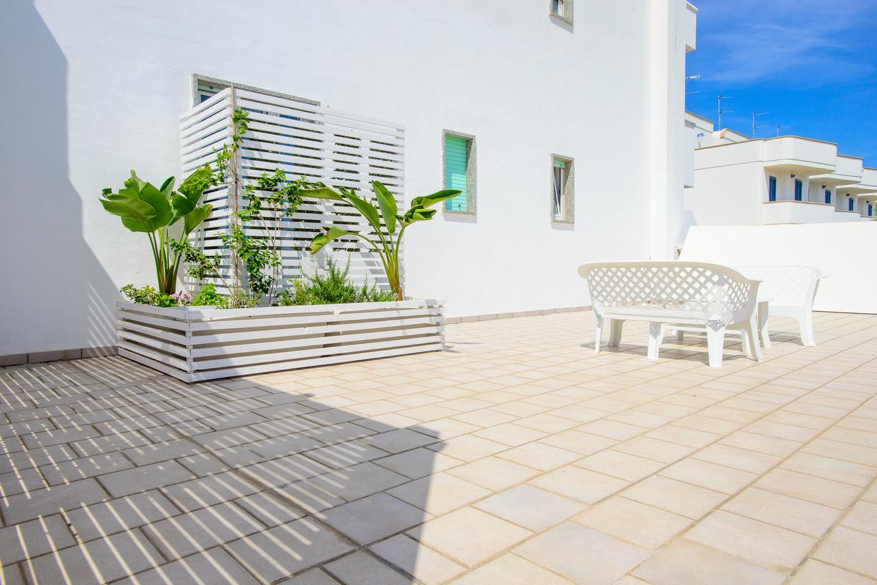 Blu Side Hotel & Residence Torre San Giovanni Ugento Exterior photo