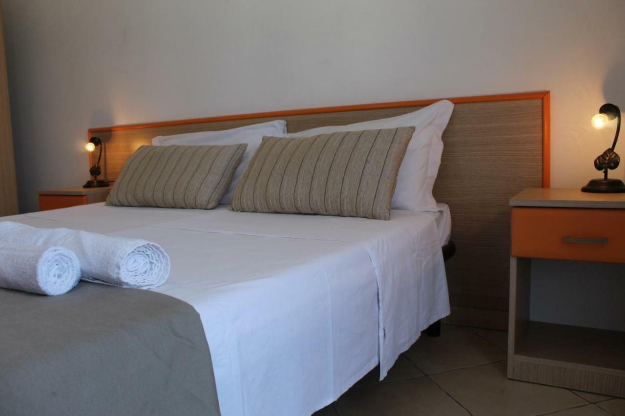Blu Side Hotel & Residence Torre San Giovanni Ugento Exterior photo